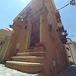 Caterina House Nel Borgo Piu D'italia Couette-café 3*