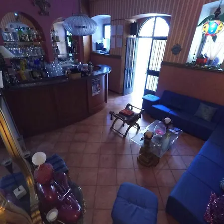 Caterina House Nel Borgo Piu D'italia Сан-Лючидо