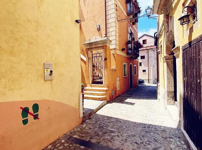 Caterina House Nel Borgo Piu D'italia Bed and breakfast San Lucido