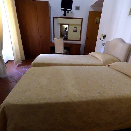 Bed & Breakfast Caterina House Nel Borgo Piu D'italia 3*