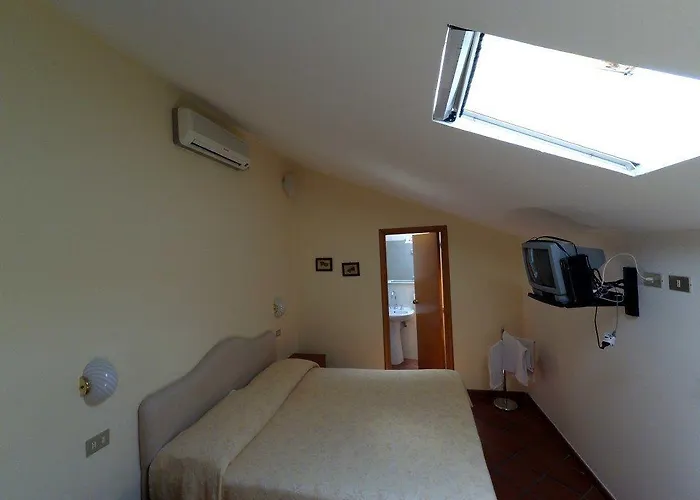 住宿加早餐酒店 Caterina House Nel Borgo Piu D'italia 圣卢西铎