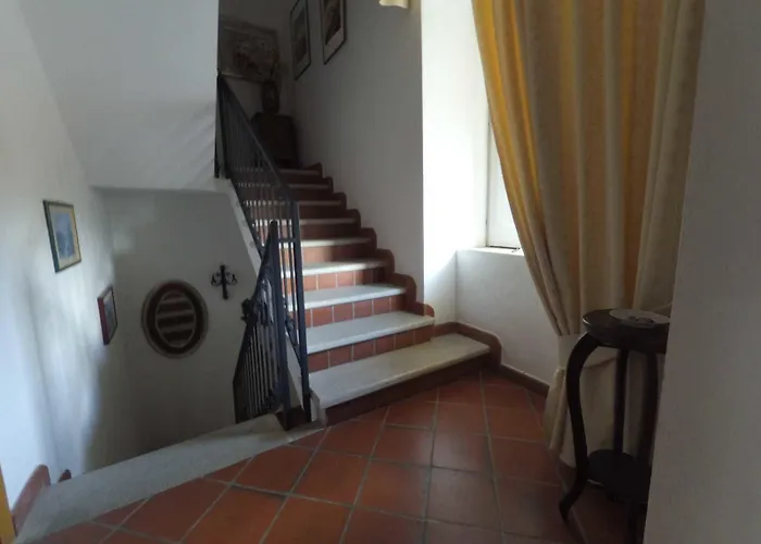 Caterina House Nel Borgo Piu D'italia 3* 圣卢西铎