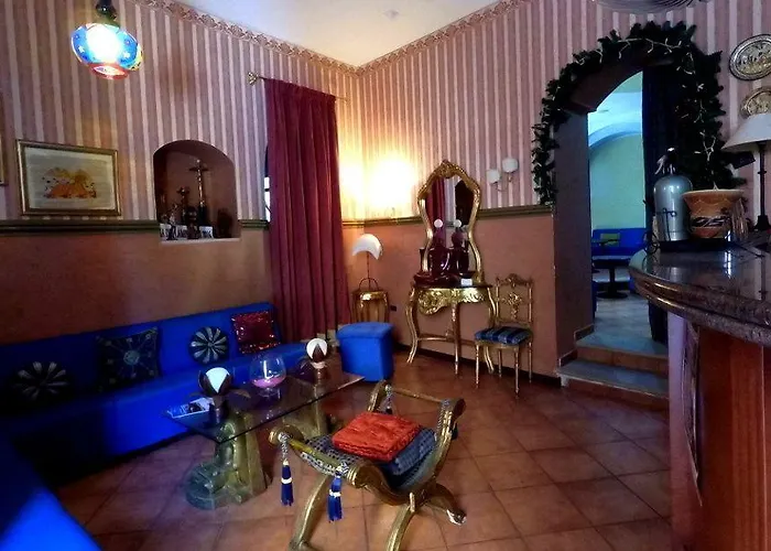 住宿加早餐酒店 Caterina House Nel Borgo Piu D'italia 圣卢西铎